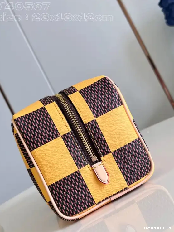 FS CHEAP KIT bag-23*13*12CM VUITTON LOCKER LOUIS DOPP 0626